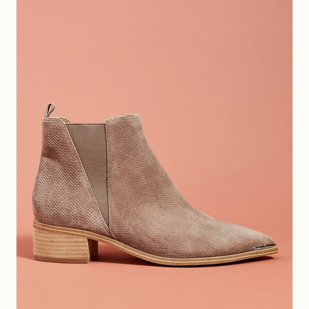 Brand New Marc Fisher LTD Yalen Boots